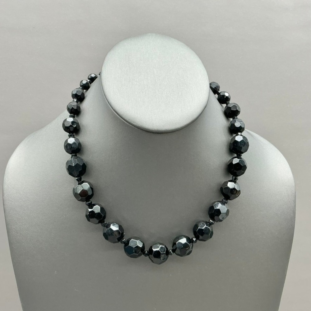 Liz Claiborne Beaded Necklace Women Black Faceted Graduated Adjustable Length